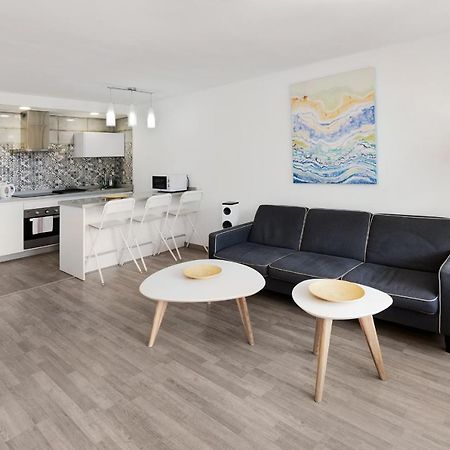 Conylanza Bastian Beach Apartment Коста Тегисе Екстериор снимка