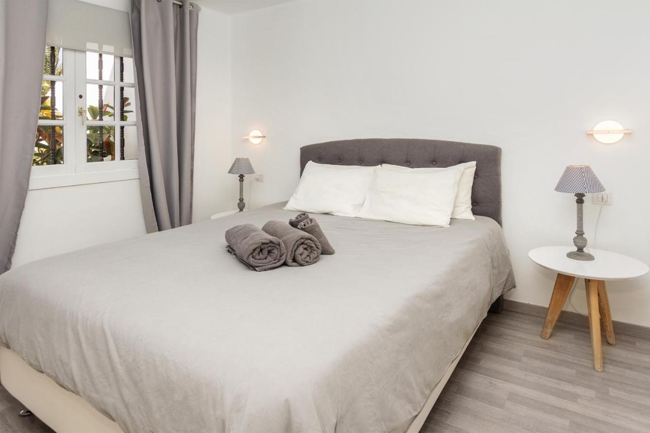 Conylanza Bastian Beach Apartment Коста Тегисе Екстериор снимка
